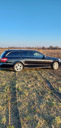 Mercedes-Benz Klasa E cena 43000 przebieg: 293000, rok produkcji 2010 z Bukowno małe 232